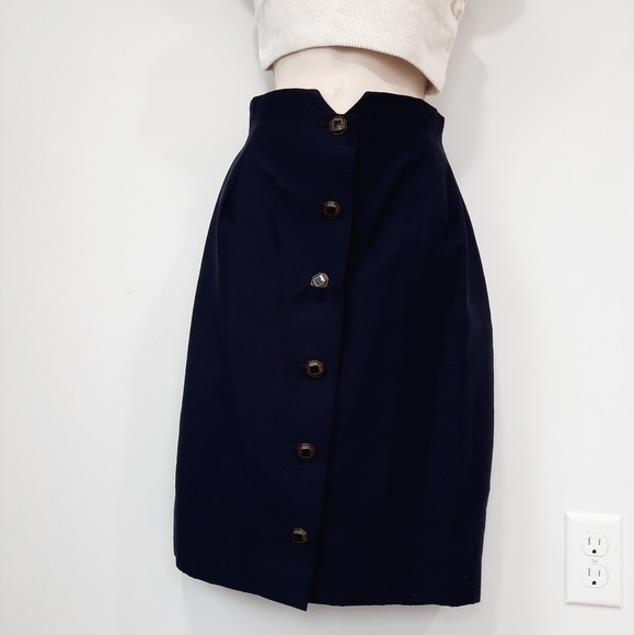 Cynthia Steffe Dresses & Skirts - Buttons Down SKirt By Cynthia Steffe New